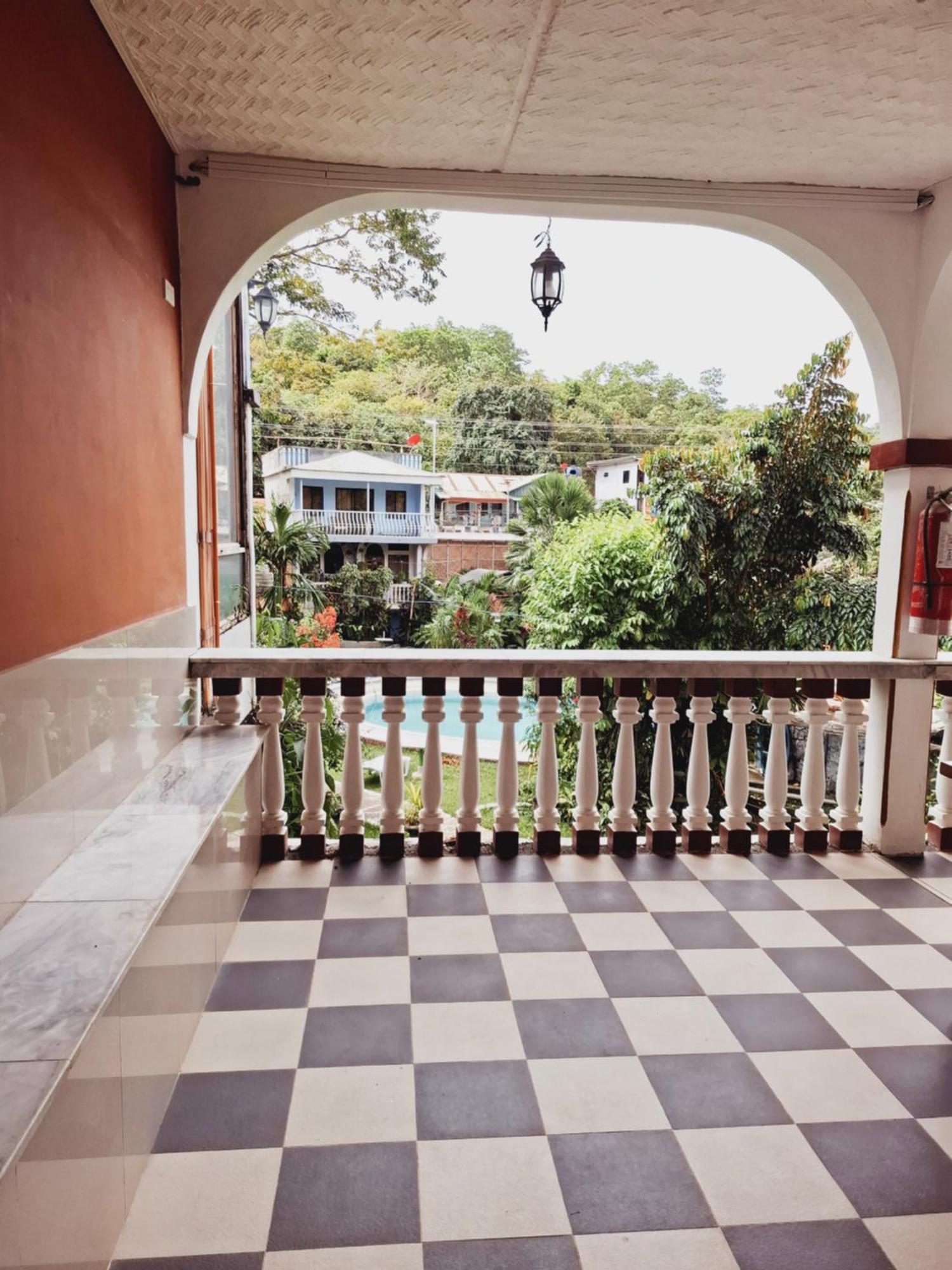 Kokosnuss Garden Resort Coron Chambre photo